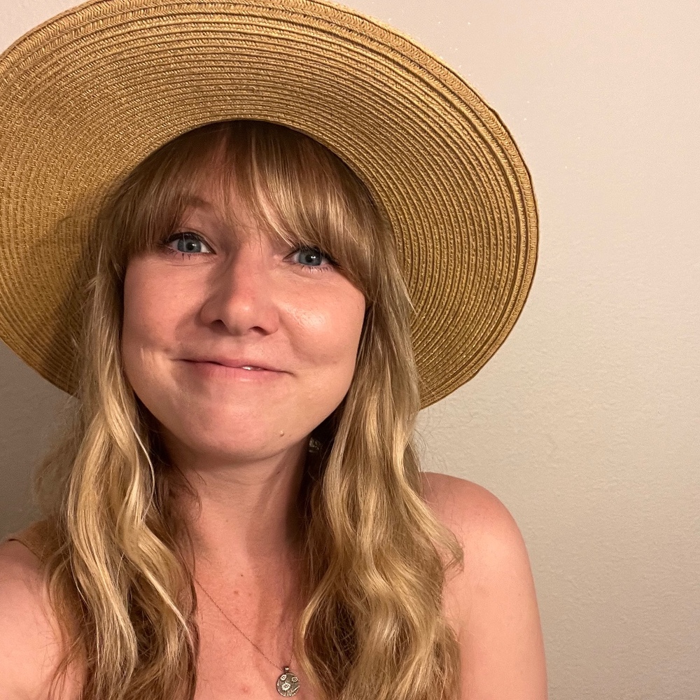 Meet your Posher, Jessica